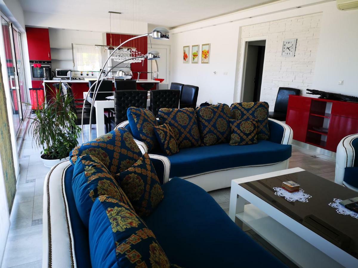 Luxury Apartment Prestige Villa Bellevue Vis Exteriér fotografie